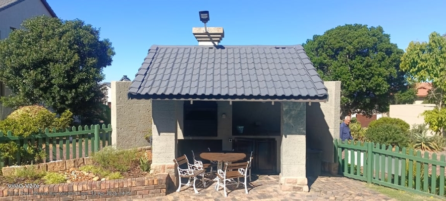 2 Bedroom Property for Sale in Mossel Bay Central Western Cape